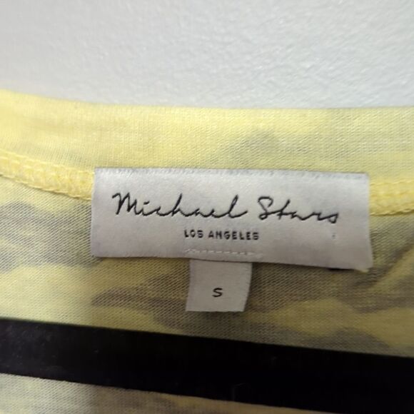 Michael Stars Yellow Zebra V Neck Shirt - Picture 3 of 4